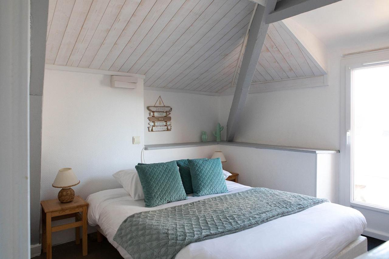 Hôtel L'albatros Le Pouliguen Esterno foto