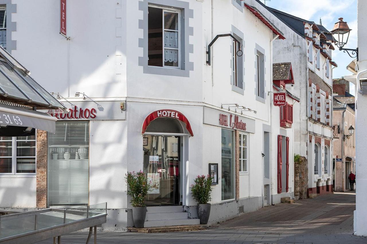 Hôtel L'albatros Le Pouliguen Esterno foto